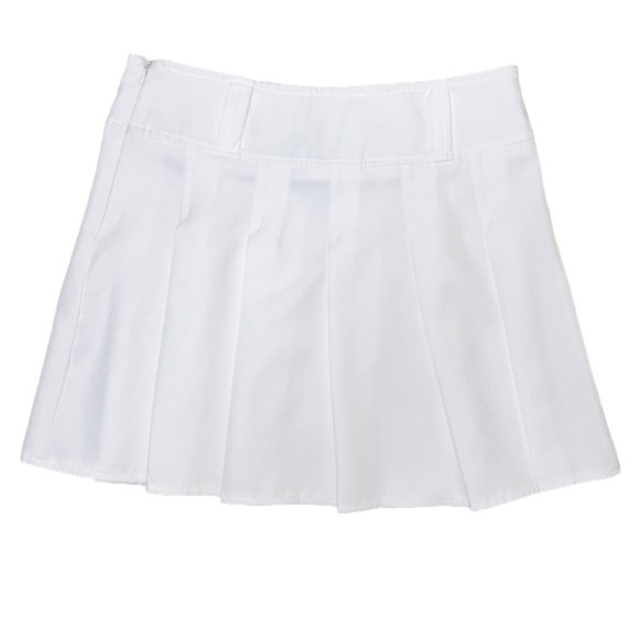 SHEIN White Pleated Tennis 15 Inch Skirt - Size 6/Medium - Picture 1 of 6